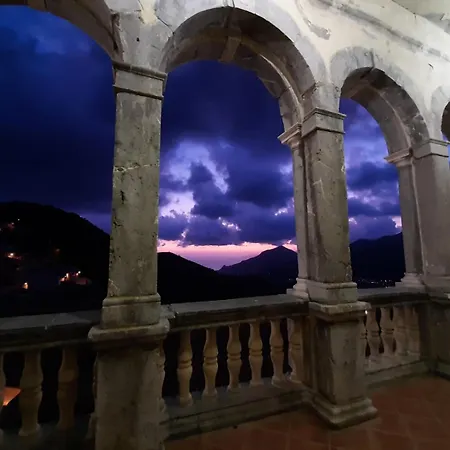 펜션 Il Campanile Civico 35 Aieta