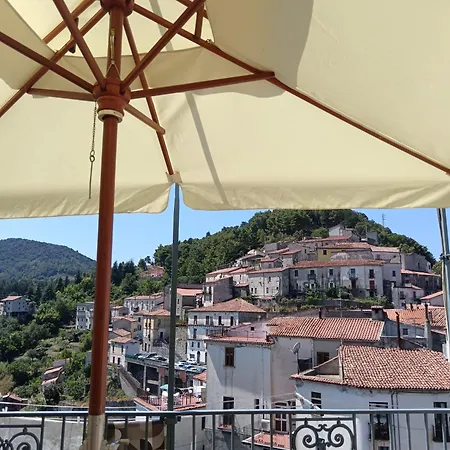 Nyaraló Il Campanile Civico 35 Aieta