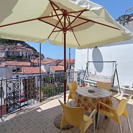 Il Campanile Civico 35 펜션 Aieta