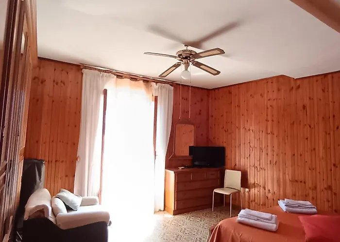 Il Campanile Civico 35 * Aieta