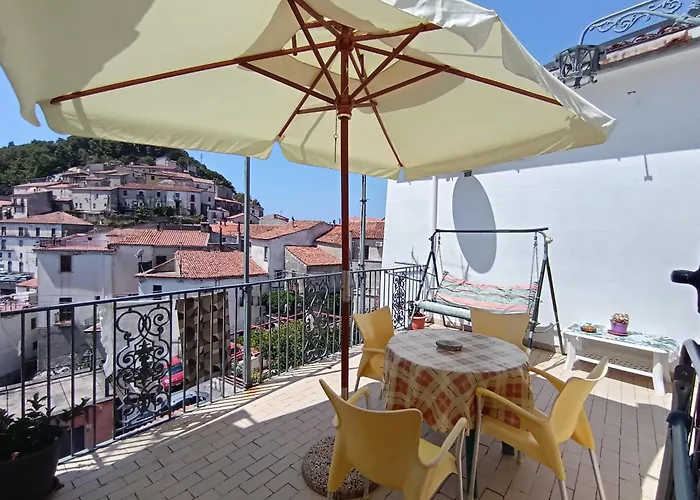 Il Campanile Civico 35 度假居 Aieta