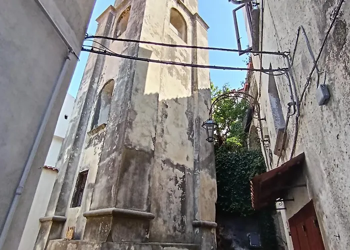 펜션 Il Campanile Civico 35 *