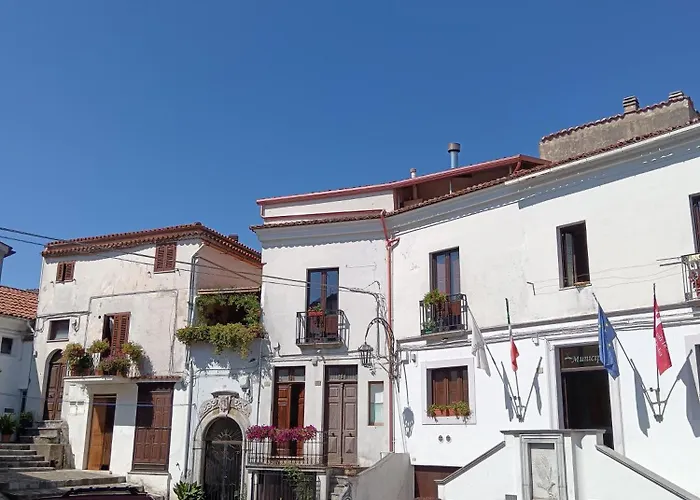 Il Campanile Civico 35 *